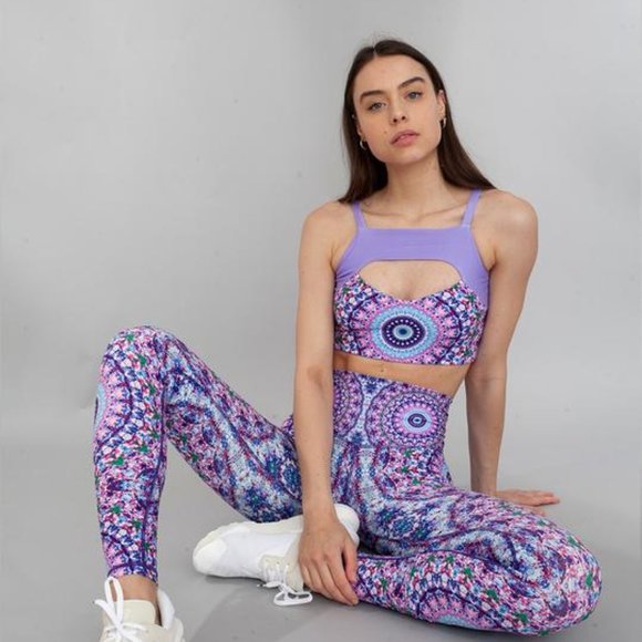 (NEW) Wolven Chakra Legging - Picture 2 of 7